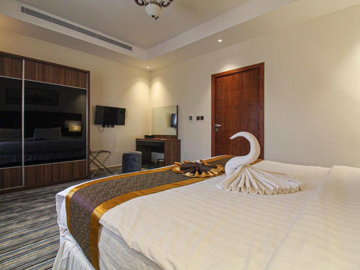 Friesian Hotel Suites Dzsidda Kültér fotó
