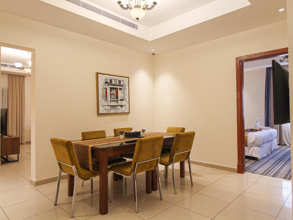 Friesian Hotel Suites Dzsidda Kültér fotó