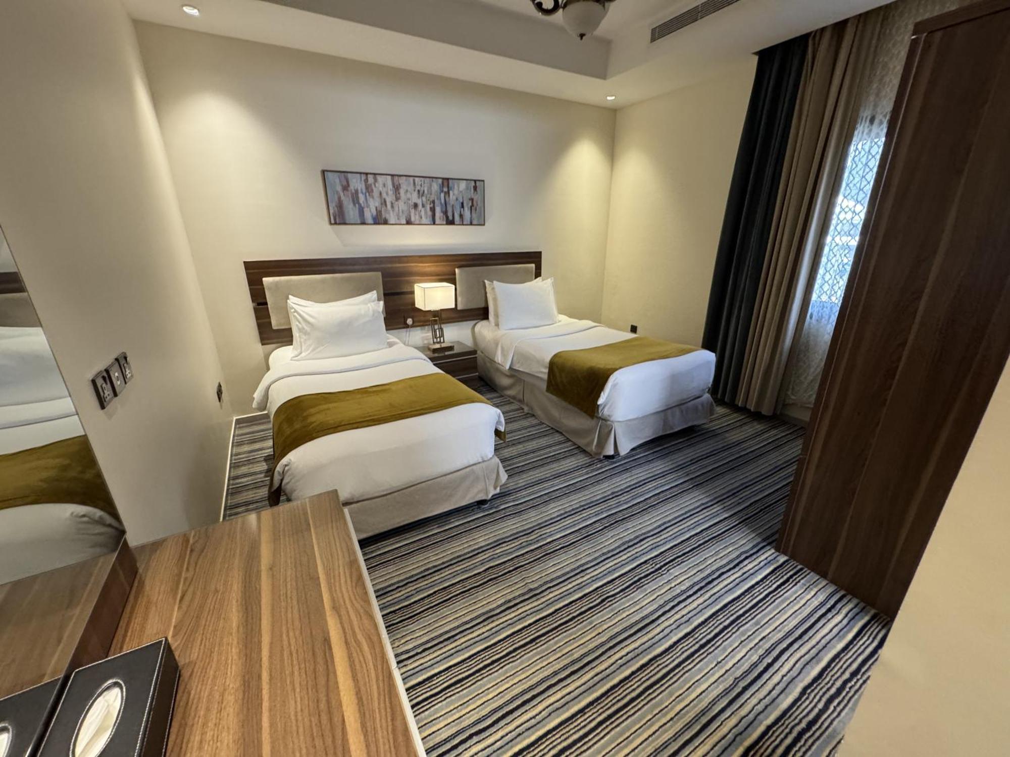 Friesian Hotel Suites Dzsidda Kültér fotó