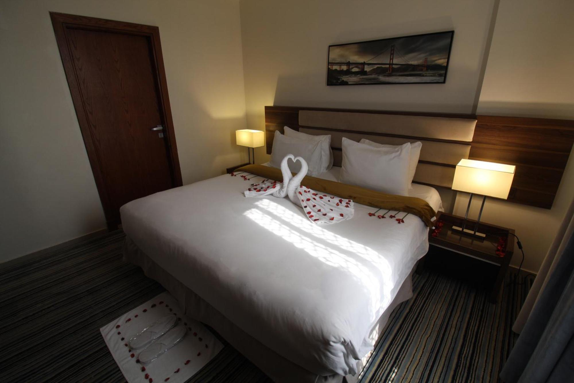 Friesian Hotel Suites Dzsidda Kültér fotó